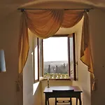 Medieval Palazzo Becci Apartament *