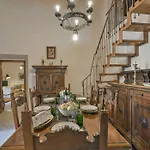 Medieval Palazzo Becci Apartament *
