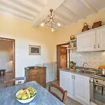 Medieval Palazzo Becci Apartament